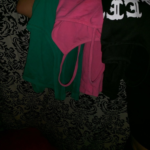 Tank top bundle - Picture 2 of 2